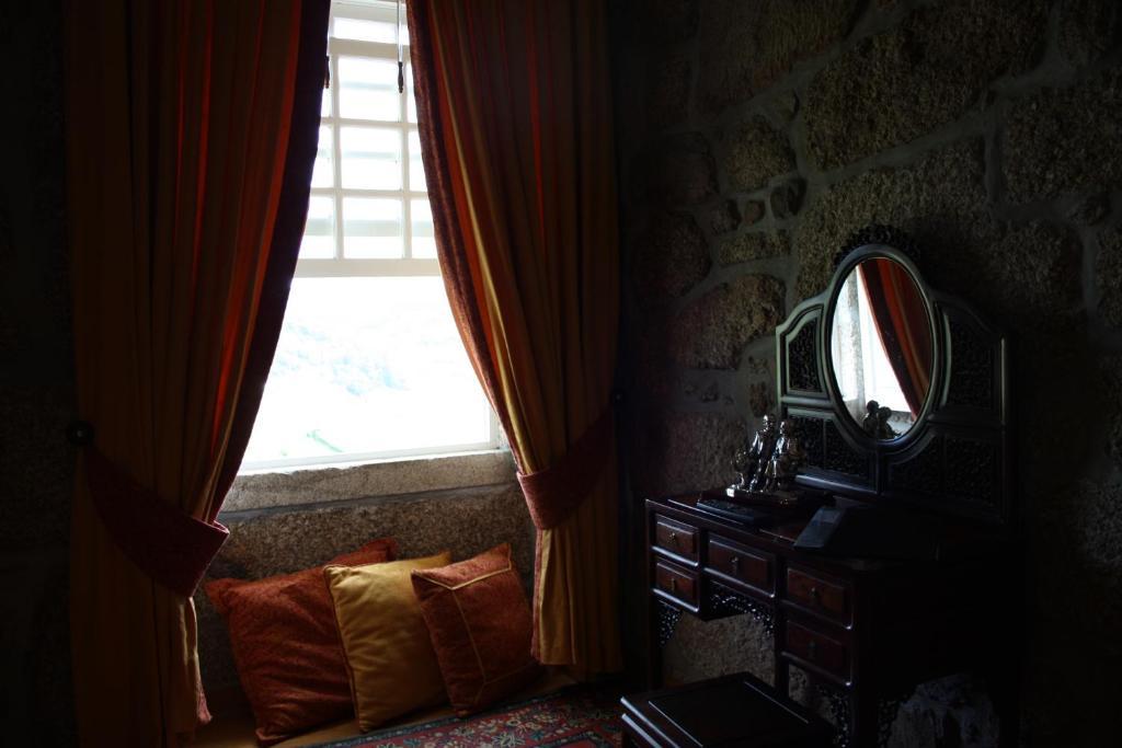 Hôtel Quinta De Santa Cruz à Canelas  Extérieur photo